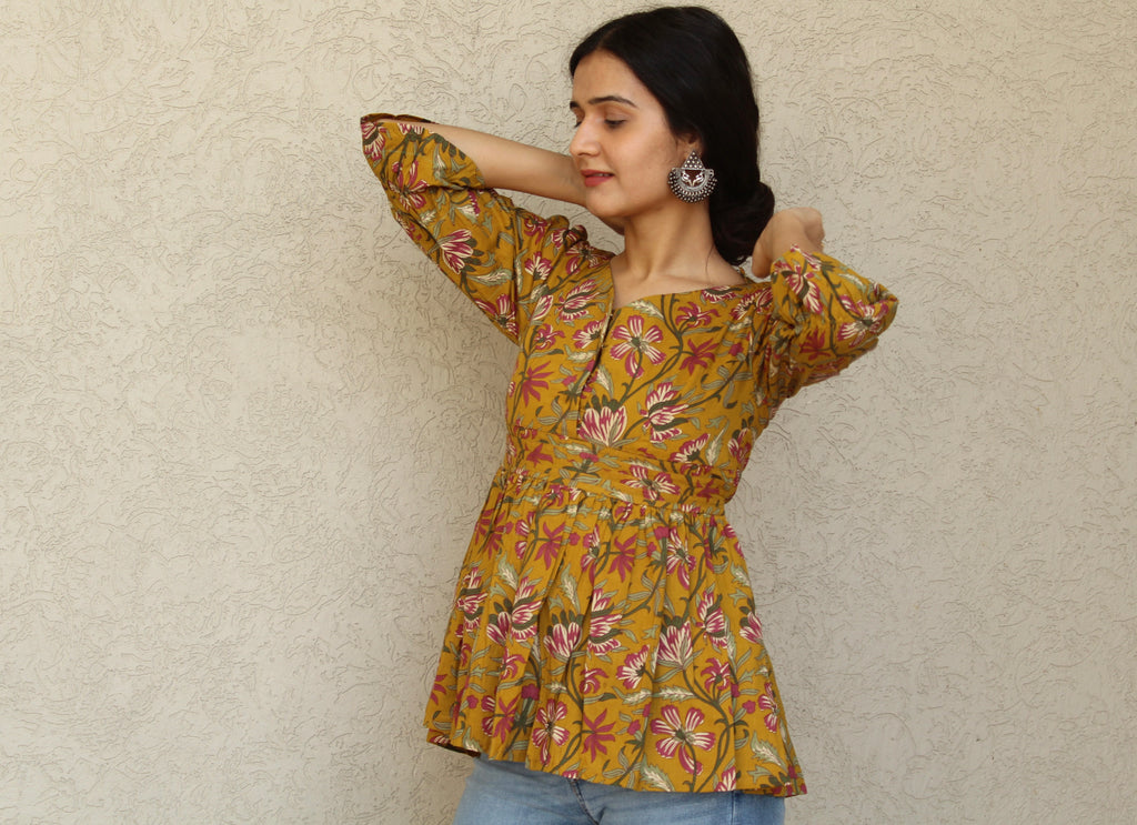 Floral Printed Peplum Top with Balloon Sleeves